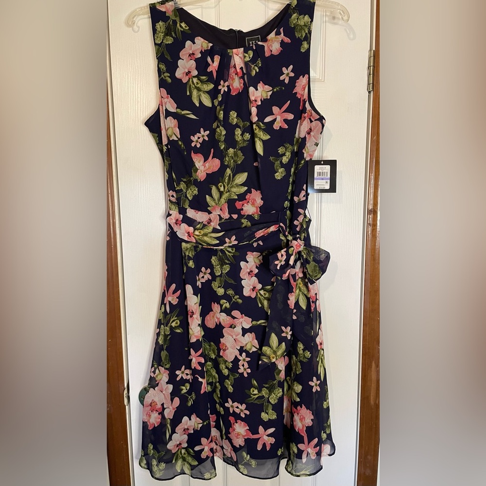 NWT JH Collectibles Navy Floral Sleeveless Dress Chiffon Overlay Tie Waist Sz 18
